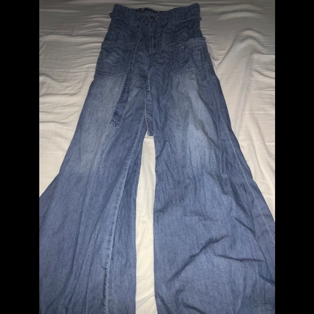 Boot leg pants